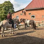 502 Strandruhe * Groemitz